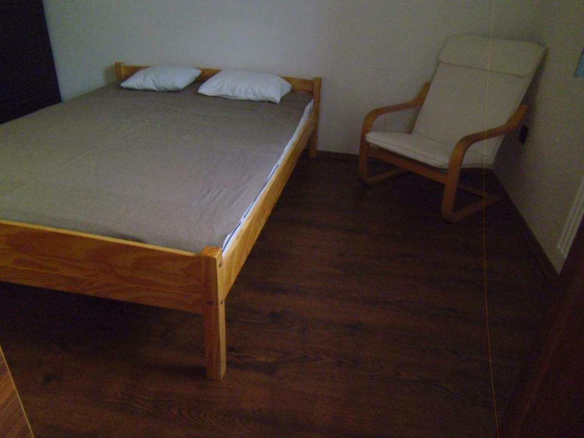 Aulich Apartman Mişcolţ Exterior foto