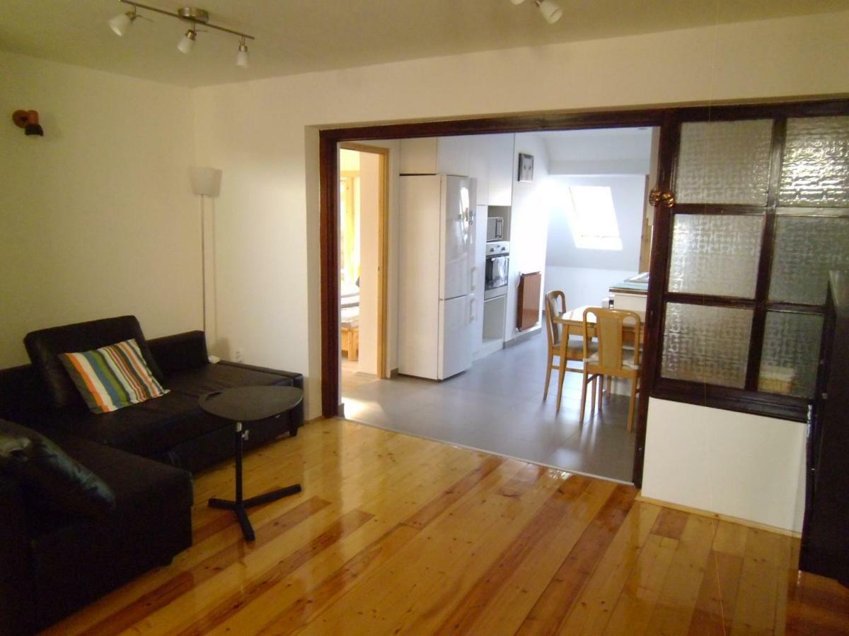 Aulich Apartman Mişcolţ Exterior foto